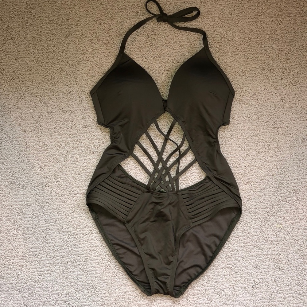 Kenneth Cole Swim